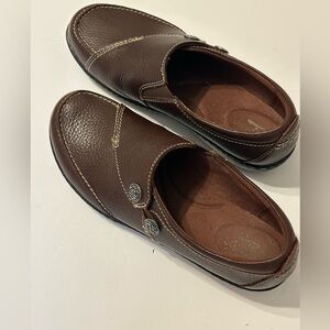 Clarks Ashland Lane Loafers Womens Size 8 M Brown Leather‎ Slip On Comfort Shoes